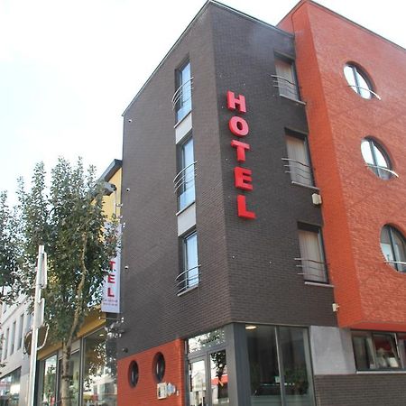 Hotel La Louve La Louvière Exterior foto